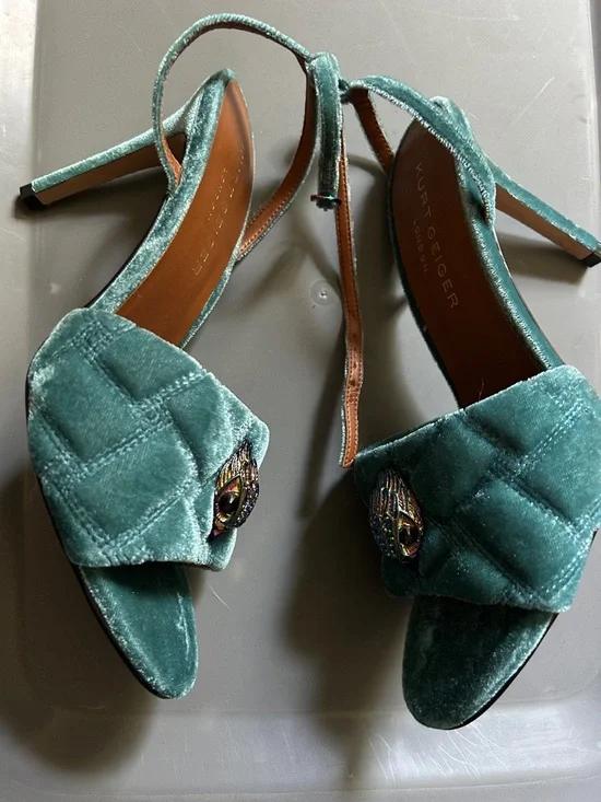 Kurt Geiger Teal Velvet Jeweled Heels. Size 41 European size - Picture 6 of 9